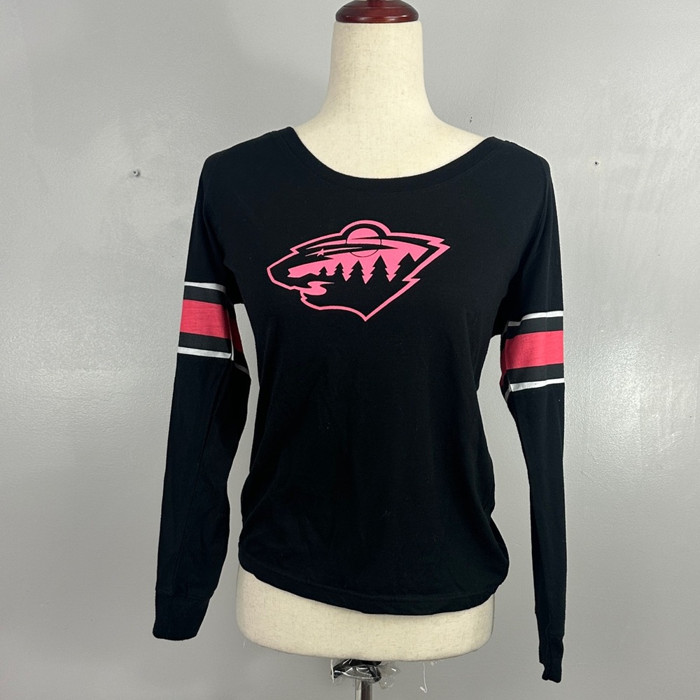 NHL Wild Hockey Black and Pink Women's Top